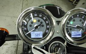 TRIUMPH BONNEVILLE T100 2022