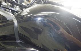 SUZUKI GSR250F 2015