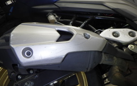 YAMAHA FZS25 2001