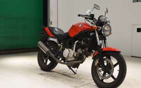 HONDA VTR 250 2025 MC33