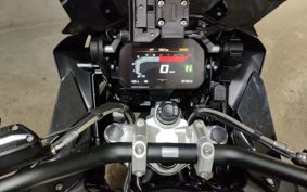 BMW R1250GS ADVENTURE 2024 0M11