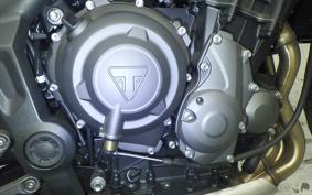 TRIUMPH TRIDENT 660 2026