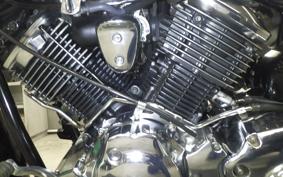 YAMAHA DRAGSTAR 1100 CLASSIC 2004 VP13J