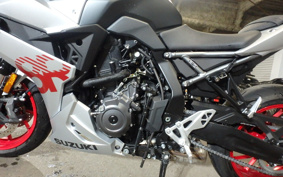 SUZUKI GSX-8R 2025 EM1AA