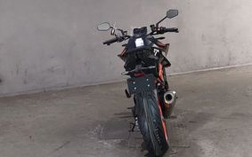 KTM 1290 SUPER  DUKE R V3940
