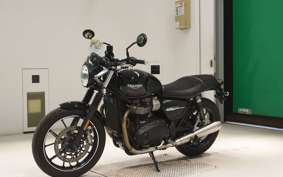 TRIUMPH STREET TWIN 2019