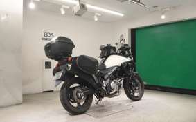 SUZUKI Vｽﾄﾛｰﾑ650A 2012