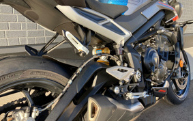 TRIUMPH STREET TRIPLE RS 2024 HDA614