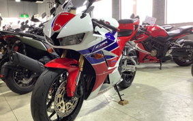 HONDA CBR600RR 2017 PC40