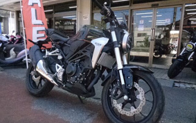 HONDA CB250R MC52