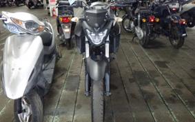 YAMAHA FZ25