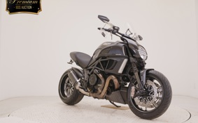 DUCATI DIAVEL Carbon 2011
