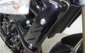 TRIUMPH STREET TRIPLE 2011