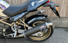 DUCATI  DUCATI  MONSTAR 400 2000 ZDMM300AAYB