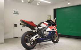 HONDA CBR1000RR 2005