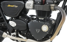 TRIUMPH STREET CUP 2017 DAD77G