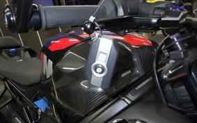 BMW M1000R 2023