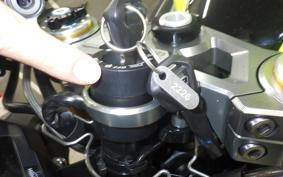 TRIUMPH STREET TRIPLE RS 2023