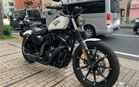 HARLEY XL883N 2018 LE2