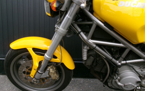 DUCATI  DUCATI M900 MONSTAR IE 2002 M400A