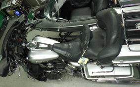 HARLEY FLHTCU-IS/C1450 2003