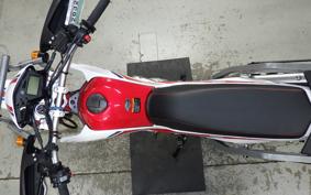 YAMAHA SEROW 250 Gen.3 2015 DG31J