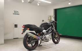 HONDA VTR 250 2022 MC33