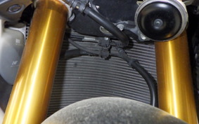YAMAHA YZF-R6 2018