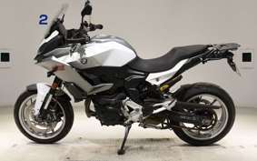 BMW F900XR 2024