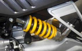 MOTO GUZZI V100マンデッロS 2023