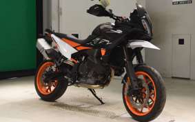 KTM 890 SMT 2025