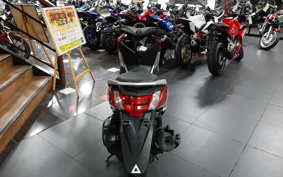 YAMAHA N-MAX SE86J