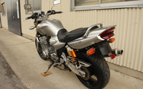 YAMAHA XJR1300 2002 RP03J