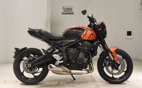TRIUMPH TRIDENT 660 2023
