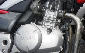 SUZUKI GSR250