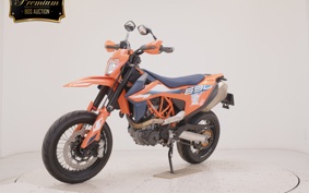KTM 690 SMC R 2025