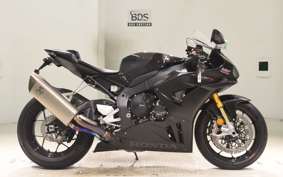 HONDA CBR1000RR RSP 2024 SC82