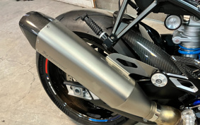BMW M1000R 2024 0E81