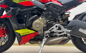 DUCATI STREET FAI MANY V4 RAN BO 2023 4F00
