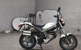 SUZUKI STREET MAGIC CA1LB