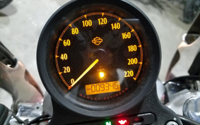 HARLEY XL883L 2018 CR2