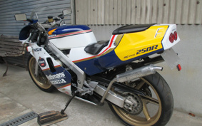 HONDA NSR250R-1 MC18