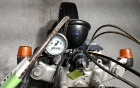 YAMAHA TW200 2394
