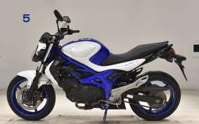 SUZUKI ｸﾞﾗﾃﾞｨｳｽ400 2013 VK58A