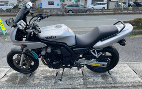 YAMAHA FZ400 1997 4YR