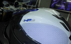 BMW HP4 2014