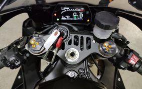 YAMAHA YZF-R1 2019 RN49