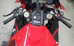 HONDA CBR1000RR 2005 SC57