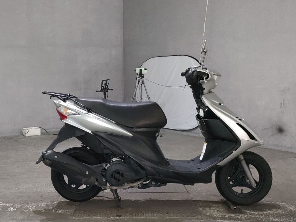 Фото Suzuki ADDRESS V125 с японского аукциона