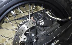 HUSQVARNA NORDEN901 2022